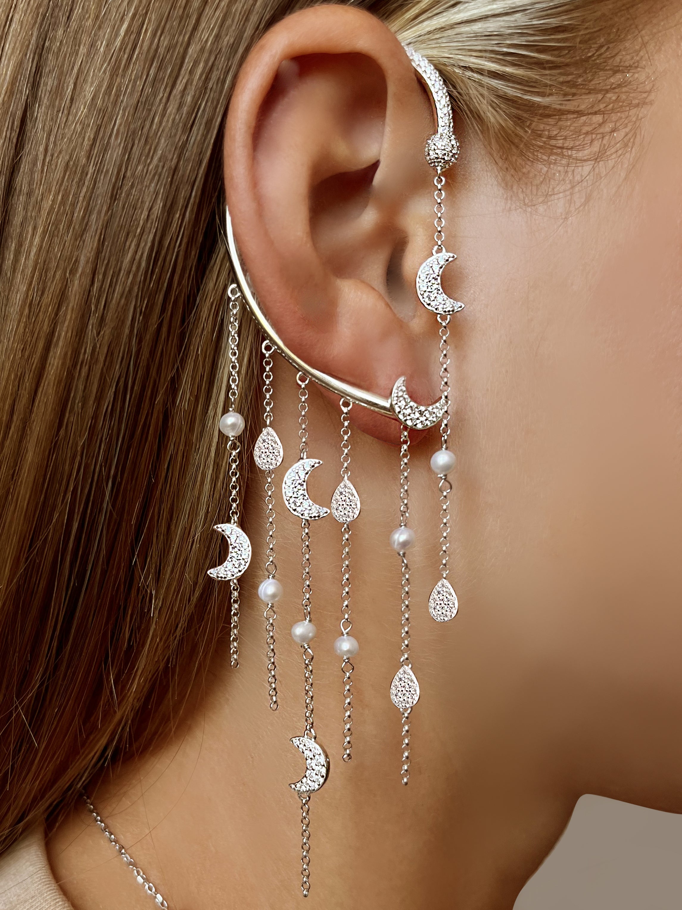 Boucle d'oreille individuelle Éclat d'Argent